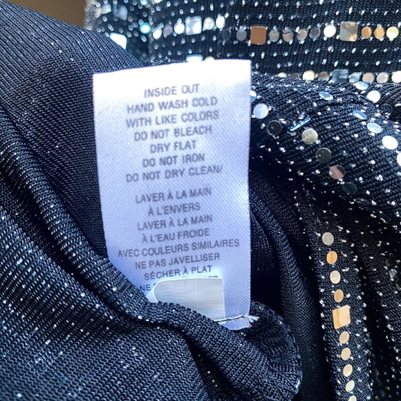 Sleeveless Sheath Dress with Ruching - Picture 7 of 7